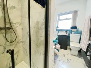 Bathroom- click for photo gallery